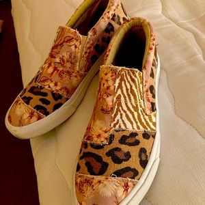 Malibu Blowfish size 10. Brand new